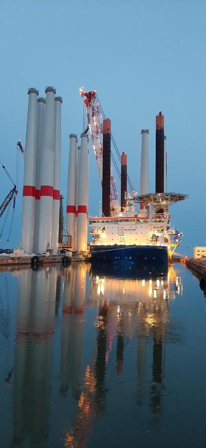Hotel La Belle Etoile Saint-Nazaire  Bagian luar foto