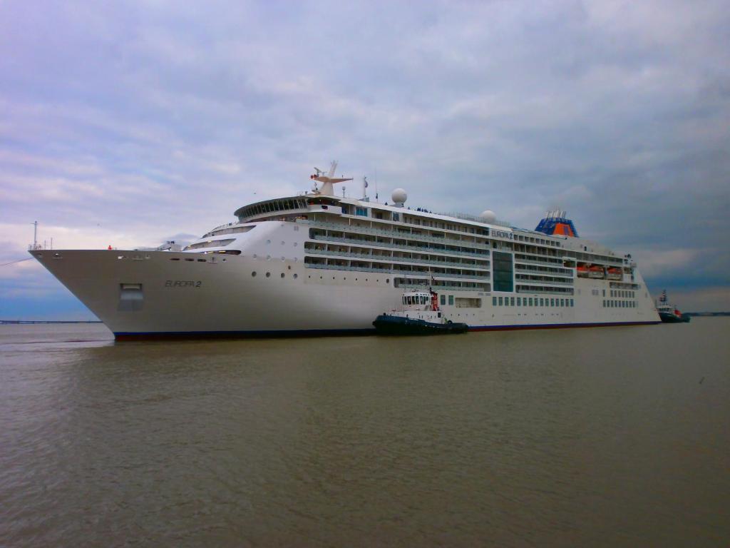 Hotel La Belle Etoile Saint-Nazaire  Bagian luar foto