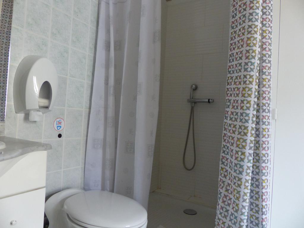 Hotel La Belle Etoile Saint-Nazaire  Bagian luar foto